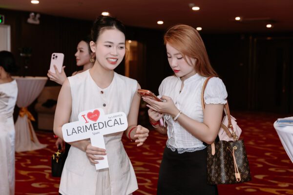 Workshop "Chiến Lược Điều Trị Mụn Kháng Trị Và Rối Loạn Hệ Vi Sinh Da" - Larimide